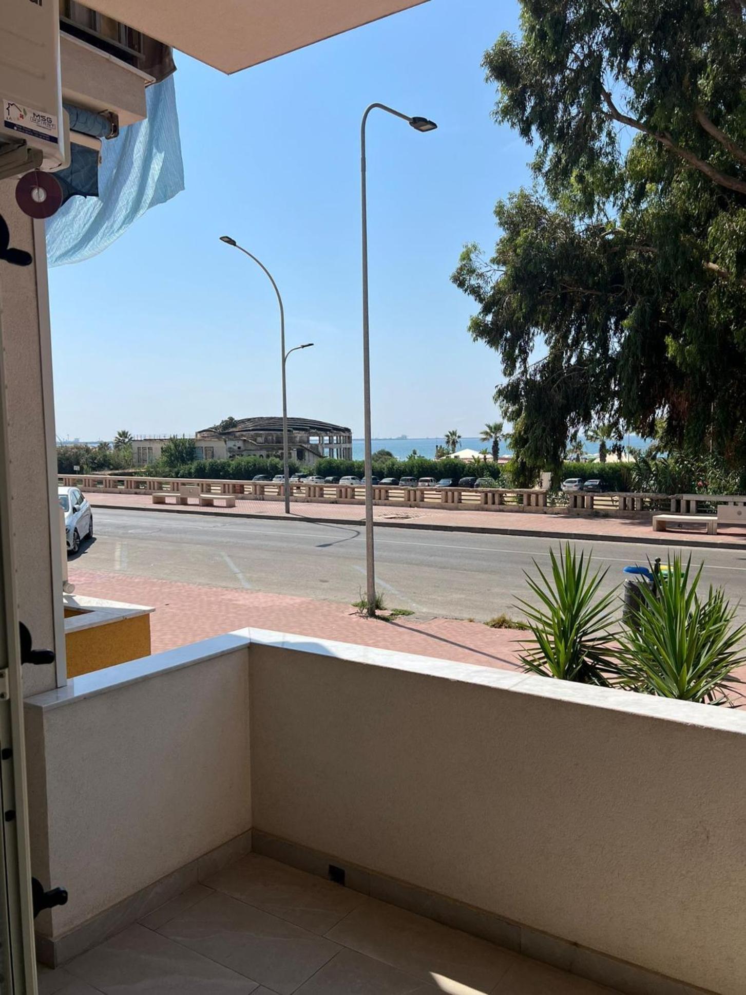 Bed and Breakfast In Riva Al Mare Гела Экстерьер фото